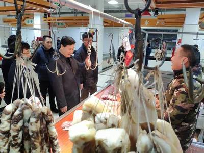景德镇转型新貌引关注，200余名领导干部考察家禽销售环节